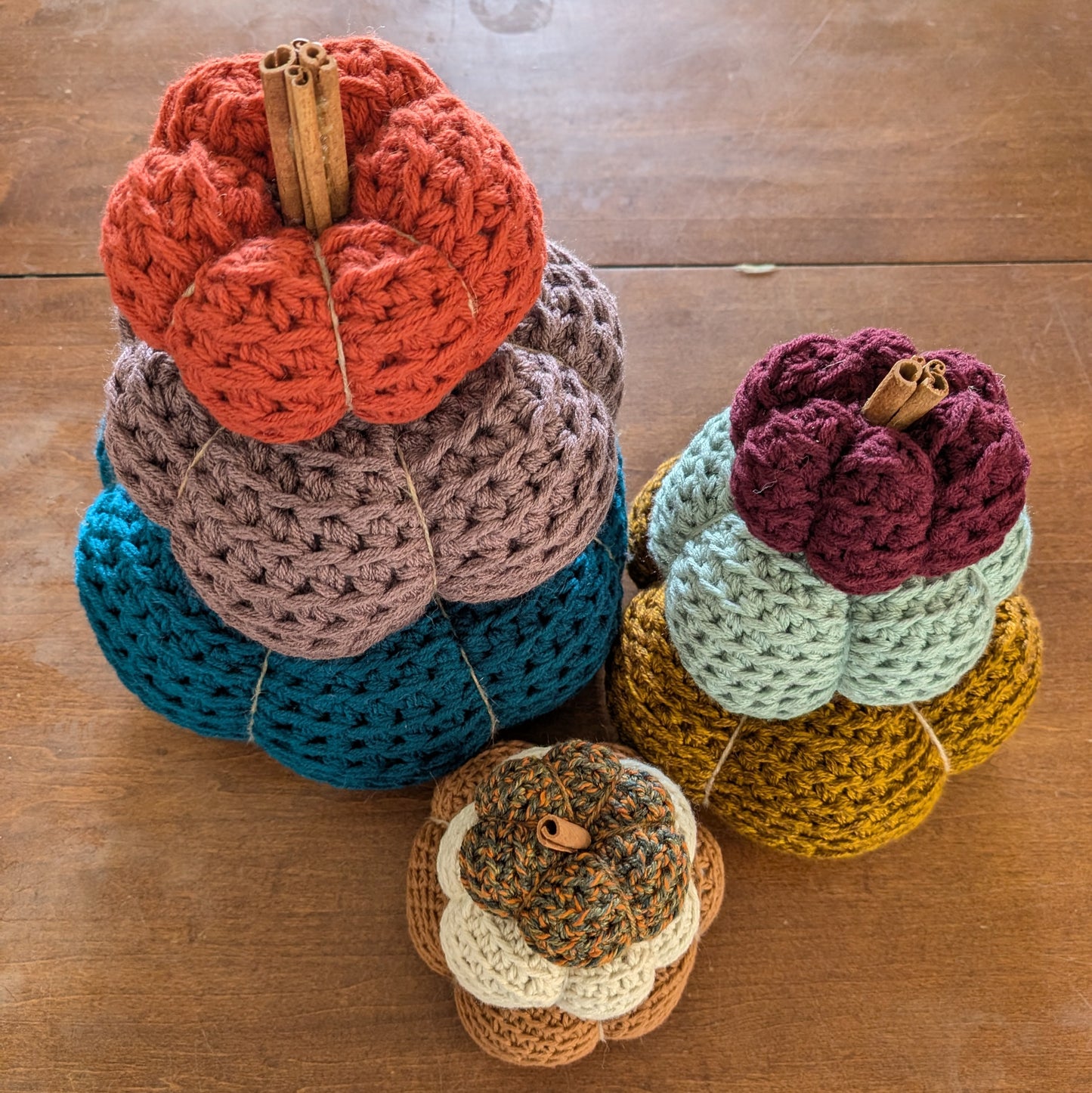 Crochet Pumpkins - The Right-Round